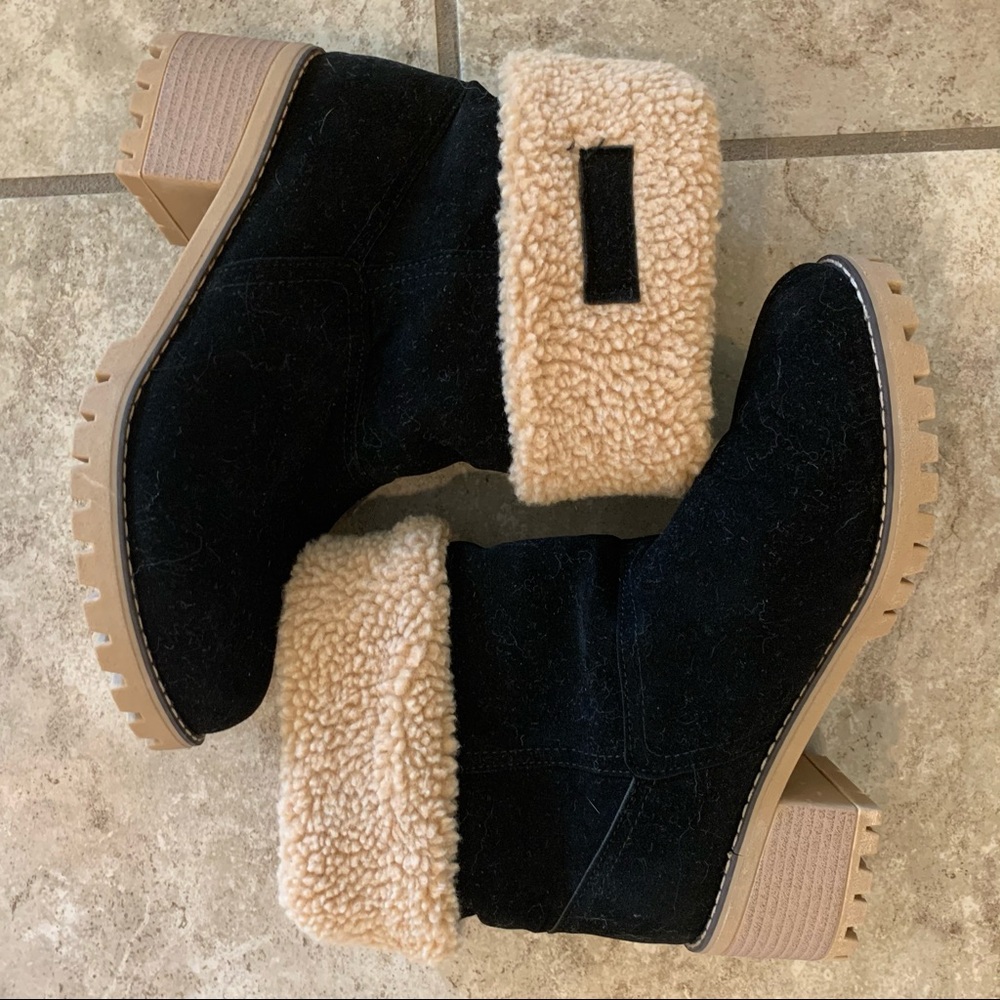 Suede snow booties